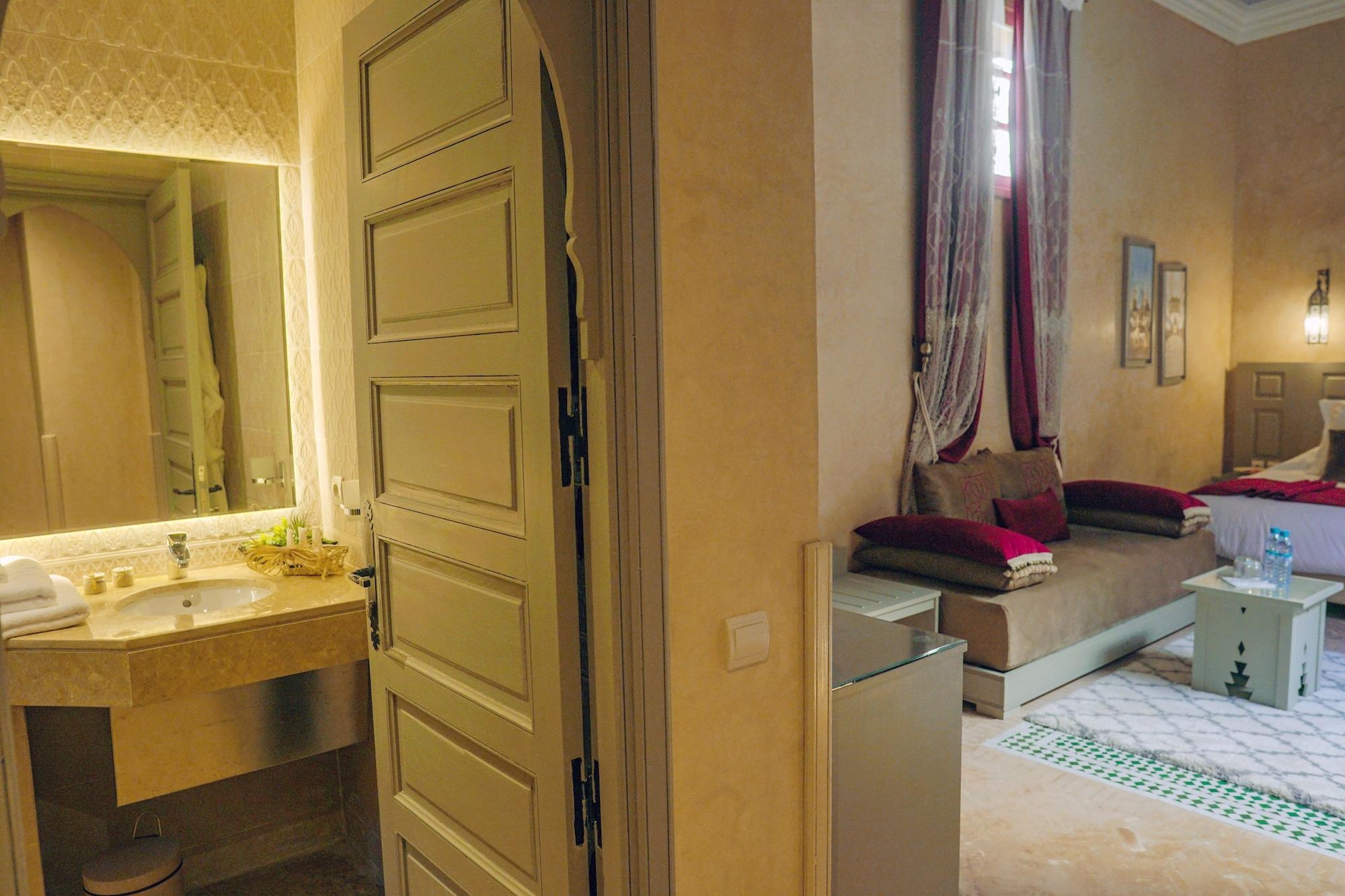Riad Zidania แมกเนส ภายนอก รูปภาพ