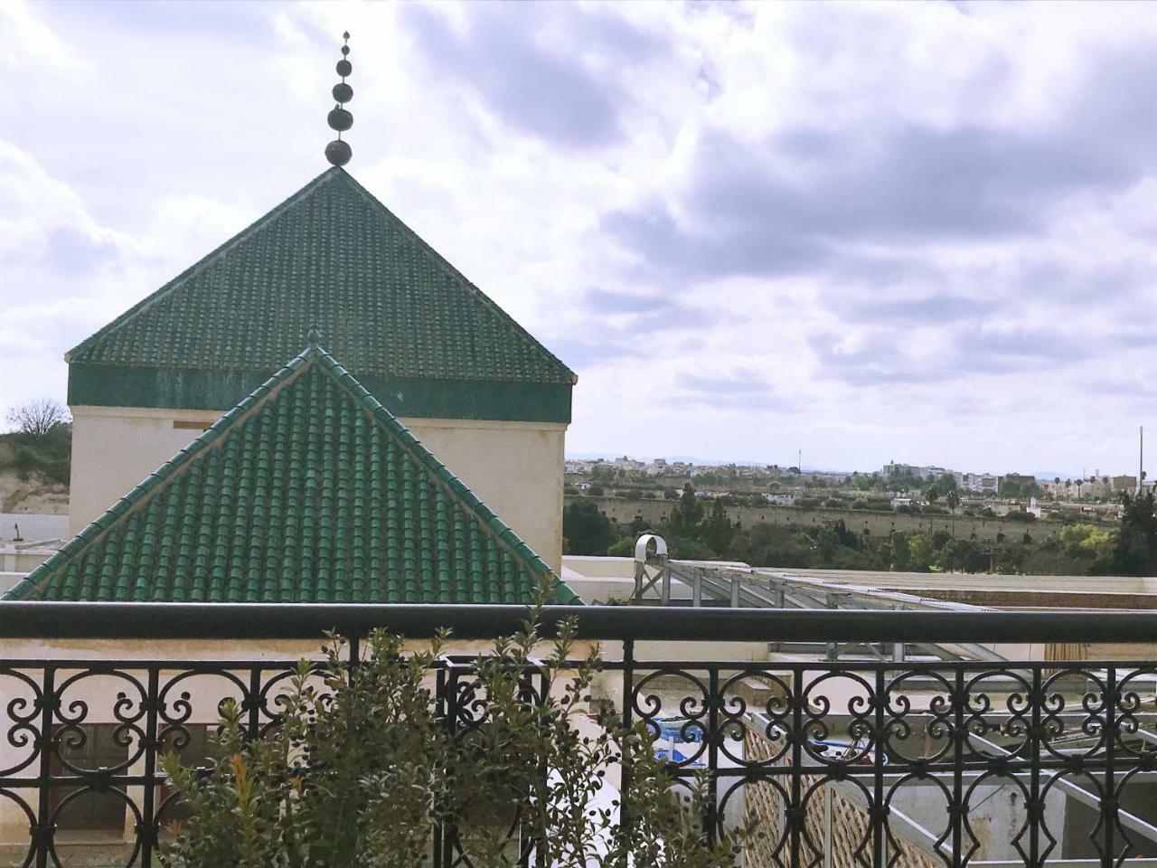Riad Zidania แมกเนส ภายนอก รูปภาพ